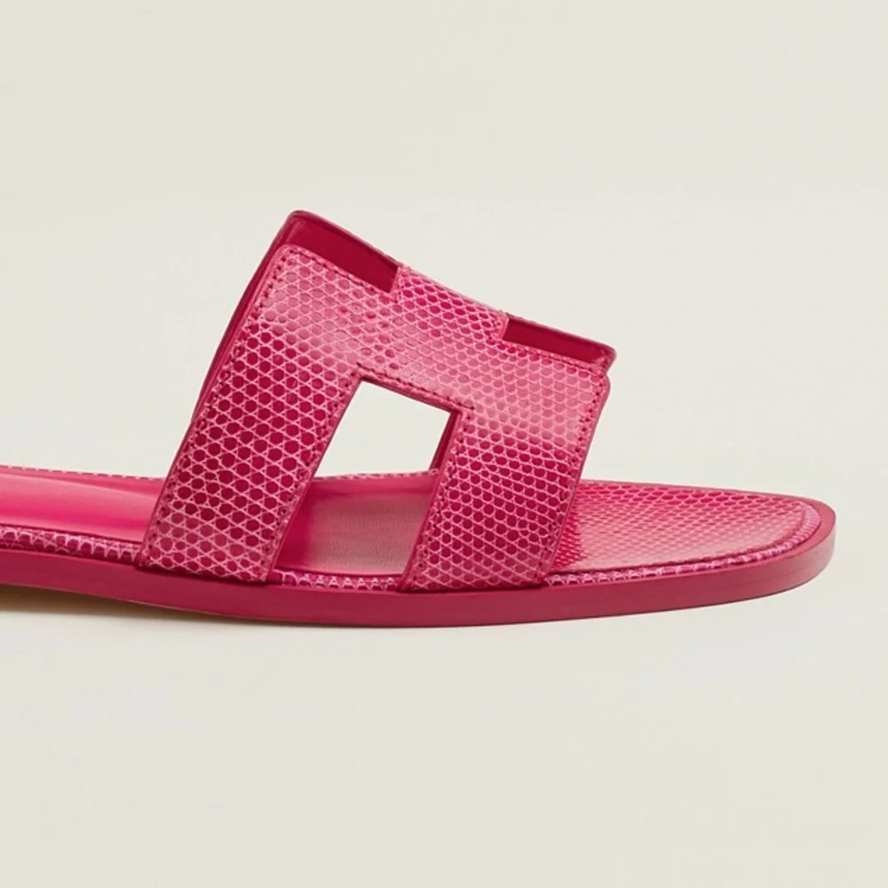 HP🎉RARE PINK LIZARD HERMÈS ORAN SANDALS - Picture 8 of 15